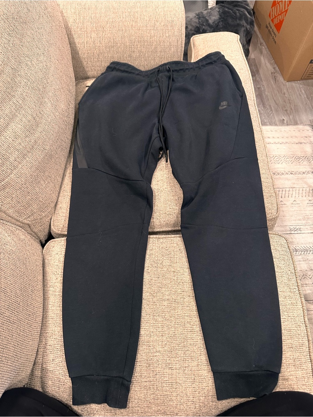 Nike Men's Black Athletic Joggers with Drawstring Waist